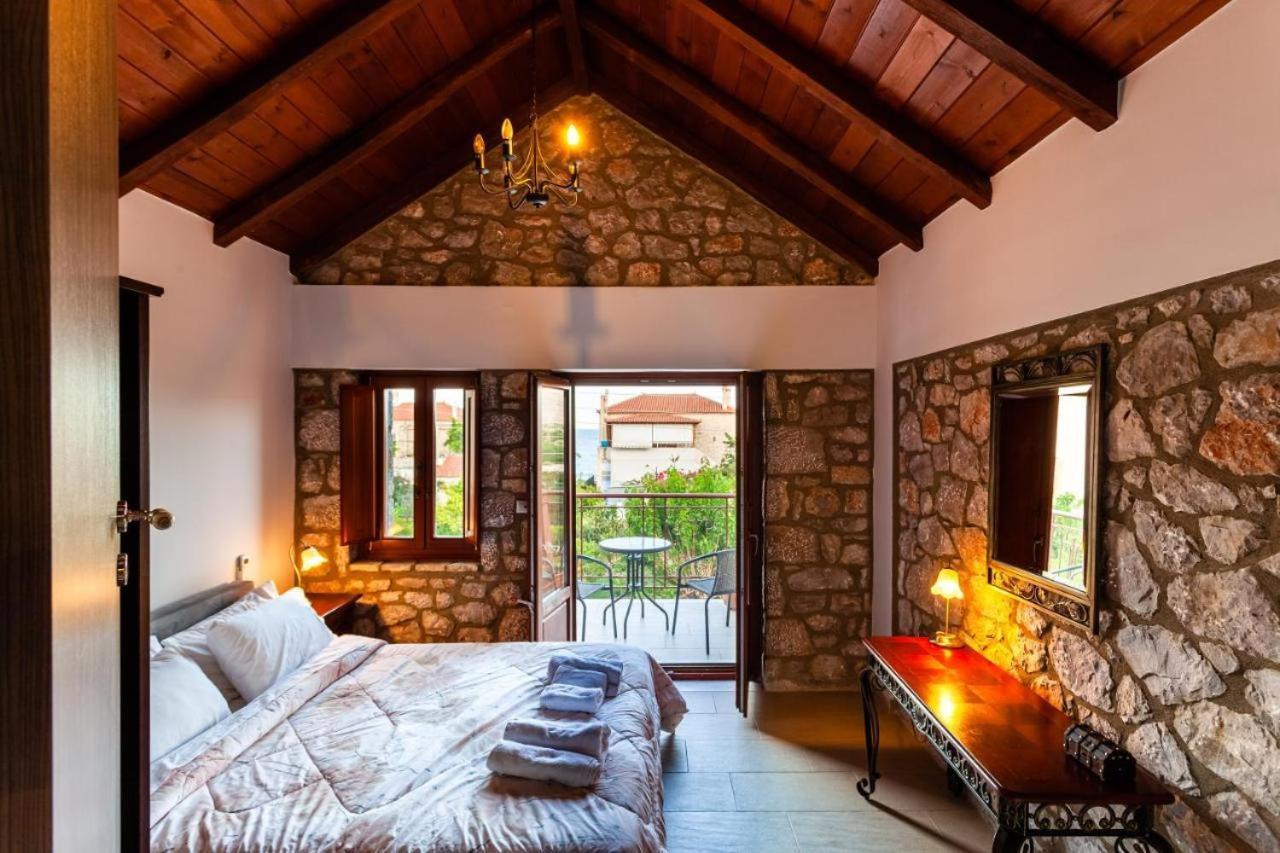 Stone Villas Dukes Parálion Ástros 外观 照片